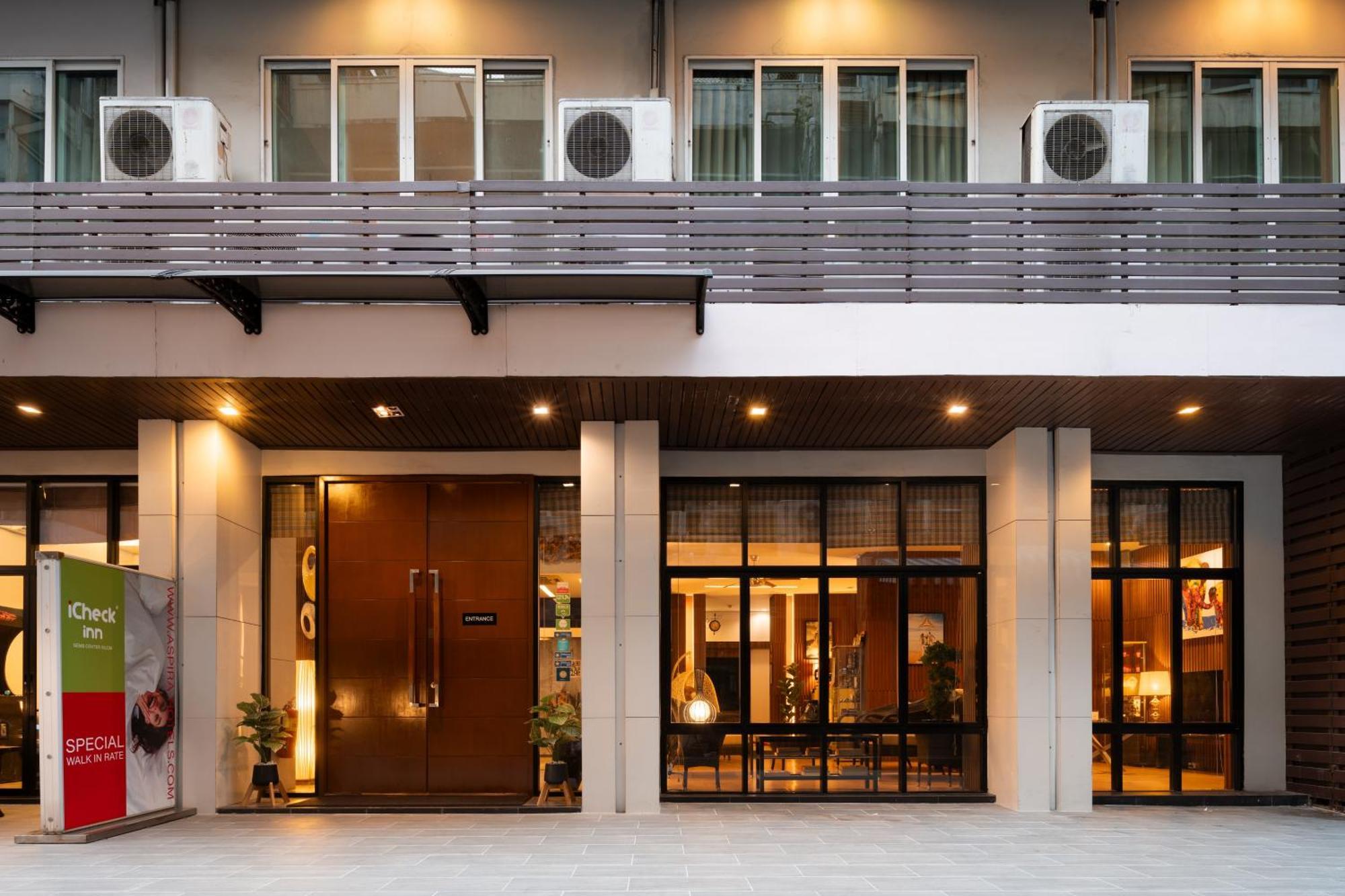 Icheck Inn Gems Center Silom Bangkok Exterior photo